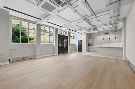 22 - 23 Brownlow Mews, London, Office To Let - OLPILBrownlowMews30.JPG