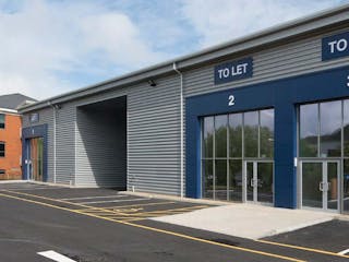 Unit 2 Trade City Bracknell, Bracknell, Industrial / Warehouse To Let - Unit 2 Trade City Bracknell