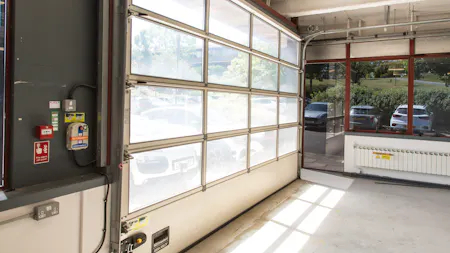 40 Alan Turing Road, Guildford, Industrial / Light Industrial / Office To Let - _26A3403.jpg