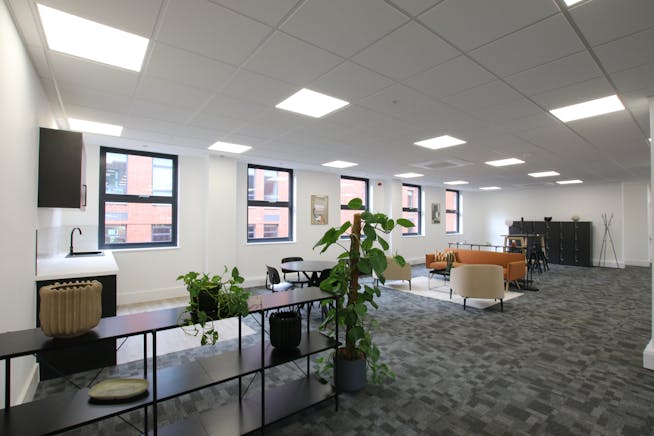 St James House, Leeds, Offices To Let - L7D_5819.JPG