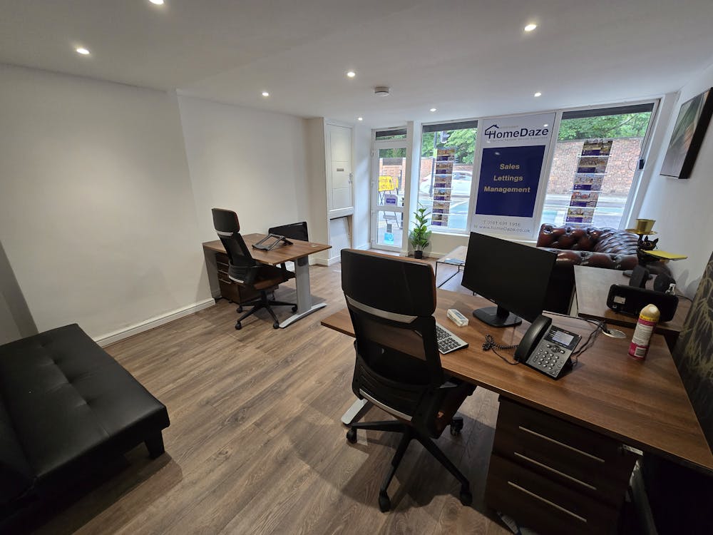 215 Bury Old Road - Shop Floor