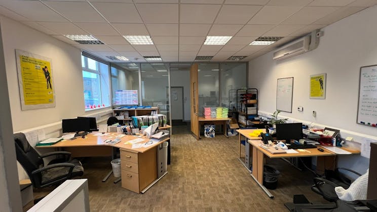 63 Milford Road, Reading, Investment / Office To Let / For Sale - Ground Floor Office