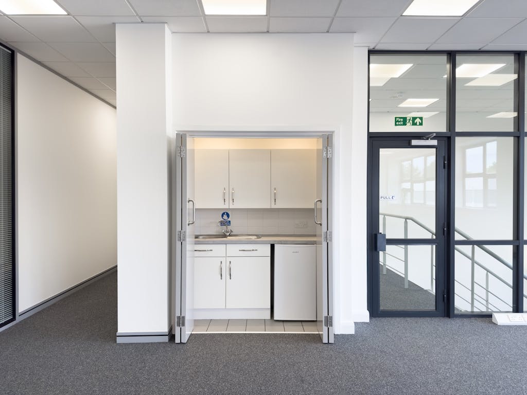 Unit 3 and 4 Nimbus Park  Dunstable105