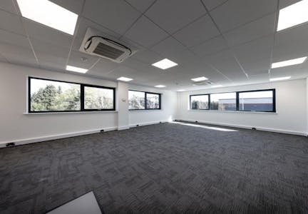 697 Stirling Road, Slough, Industrial / Warehouse To Let - 697 Gresham Stirling Road 5.jpg