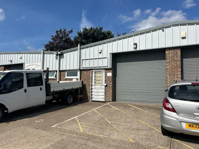 Unit 3 West Howe Industrial Estate, Elliott Road, Bournemouth, Industrial / Warehouse To Let - 2.jpg