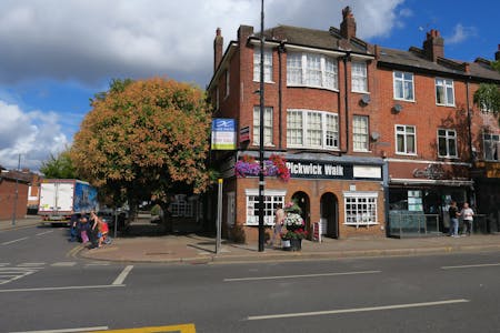 Units 2 & 5, Pickwick Walk Uxbridge Road, Pinner, Retail To Let - IMG_0854.JPG