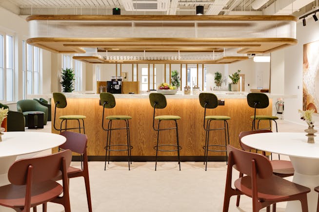 Finlaison House, Finlaison House, London, Offices To Let - Lounge
