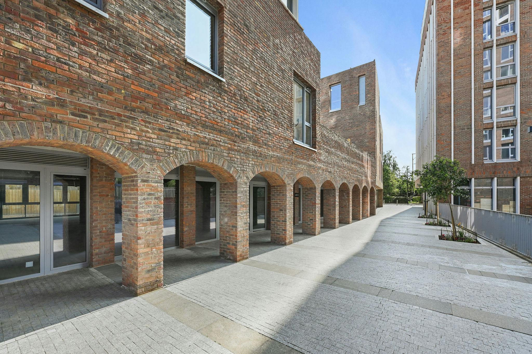 Parkhaus, 1a Downs Road <span>E5</span>