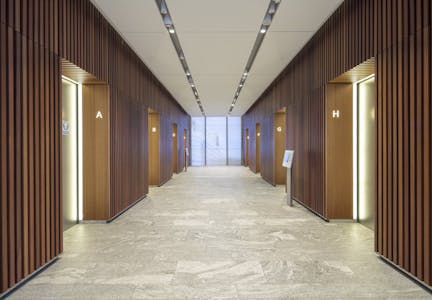 News Building, 3 London Bridge, London, Office To Let - News Lobby.jpg