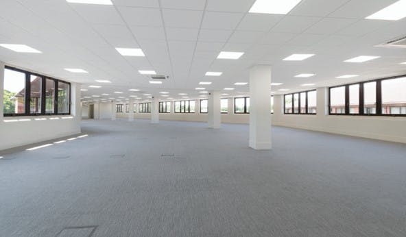 Office in Brentwood - photo 2