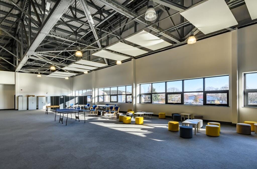 Anson Road, Hangar 5