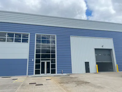 Units 5 & 6 South Cargo Centre, Feltham, Heathrow, Industrial / Warehouse To Let - IMG_4164.jpeg