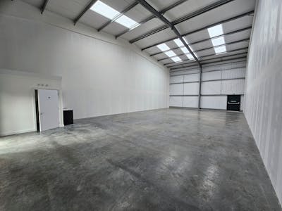 Pickering Park Estate - Units 5C, Pickering Park, Pickering, Industrial/Logistics / Trade Counter To Let - 5B Internal.jpg