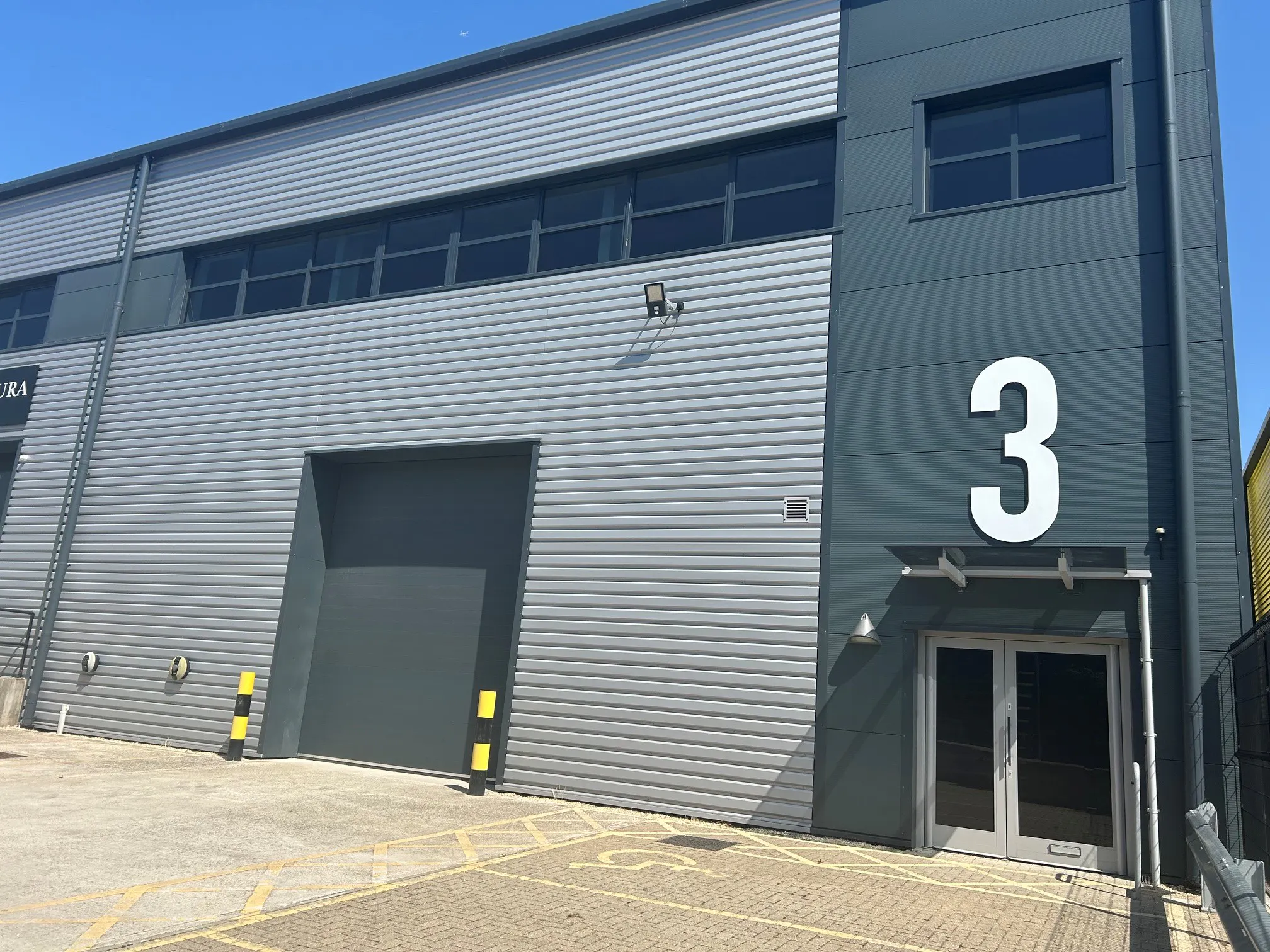 3 Ellesfield Trade Centre, Bracknell, Industrial To Let - 28.jpg