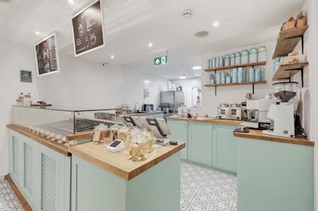 Mixed-Use Camden Freehold, 39 Parkway, London, Mixed Use / Residential / Retail For Sale - img_5984 1.jpg