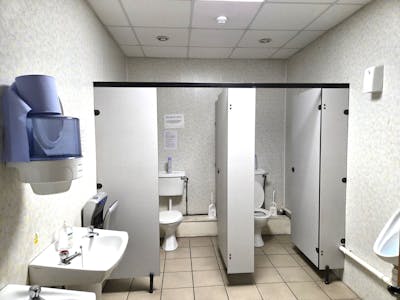 Unit 7/8, Block 2, Waterfront Business Park, Little Island, Industrial To Let - Gents WC.jpg