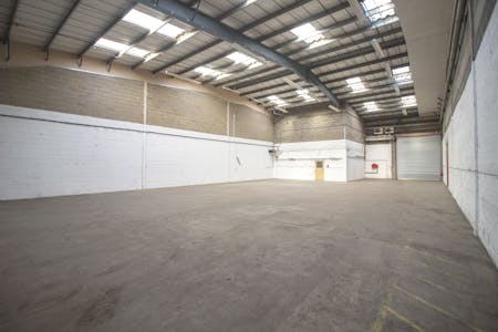 Units 14 & 15 Saxon Way Trading Centre, Saxon Way, West Drayton, Industrial / Warehouse To Let - Unit 15 warehouse (to be refurbished)