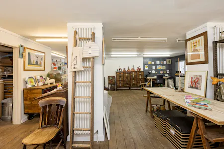 Unit 12, Chapel Mews, Hove, Arts/Crafts / E (Commercial / Business / Service) / Light Industrial / Office / Studio / Gallery / Studio / Workshop / Sui Generis / Workshops To Let - Chapel Mews, 12-002.JPG