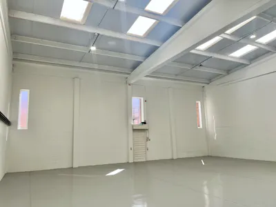 Unit 10 Crown Trade Park, Horton Road, West Drayton, Industrial / Warehouse To Let - 10 Crown - Warehouse 4.jpeg