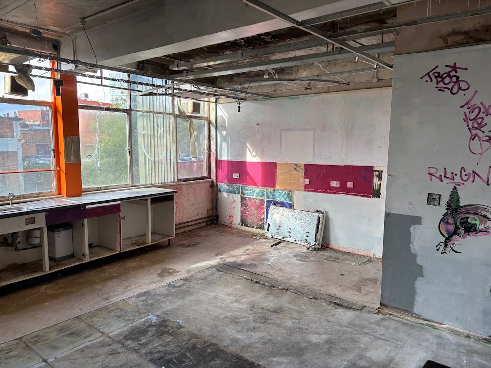 5 Elthorne Road - 4.jpg