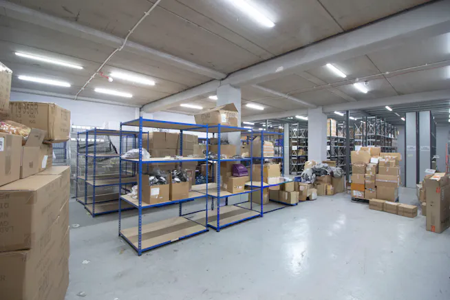 Unit 8 Maple Grove Business Centre, Hounslow, Industrial / Warehouse To Let - 3.jpg
