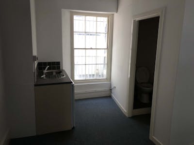 6 Fore Street, Looe, Office To Let - Internal Images 2017 1.JPG