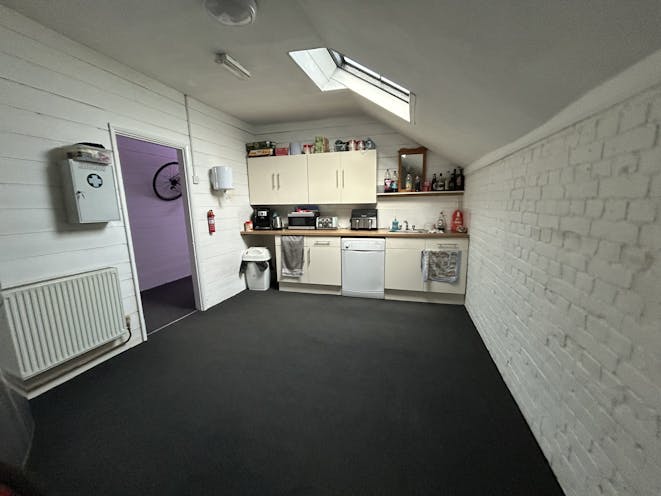 Unit 19, Cavendish Mews, Aldershot, Warehouse & Industrial To Let - IMG_6663.jpeg