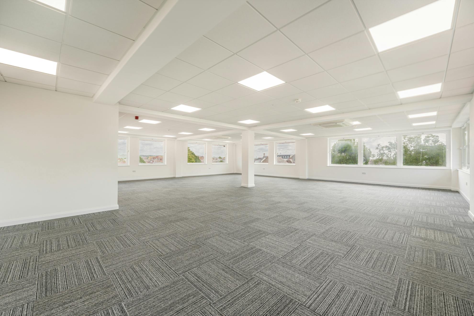 Office in Portsmouth - photo 3