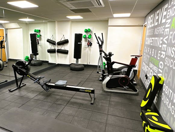 60 Petty France, London, Offices To Let - 60 Petty France, London SW1H 9EU - gym.jpg