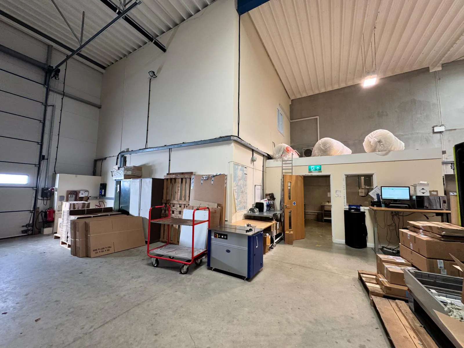 Unit A3, Brunel Gate, Aylesbury, Industrial To Let - WhatsApp Image 2026-10-23 at 13.21.55 (16).jpeg