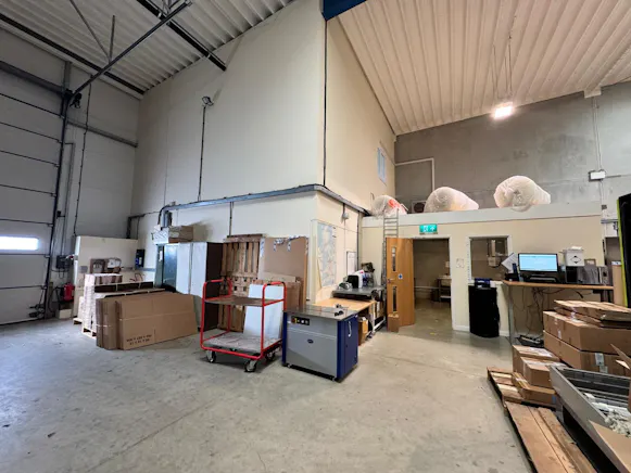 Unit A3, Brunel Gate, Aylesbury, Industrial To Let - WhatsApp Image 2026-10-23 at 13.21.55 (16).jpeg
