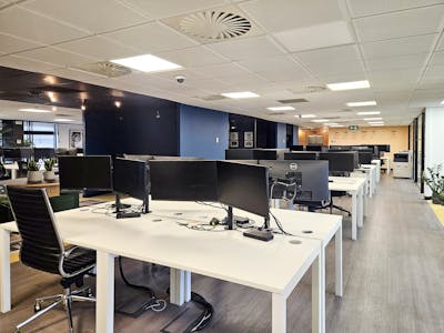 120 Aldersgate Street, Priory Fields House, London, Office To Let - 20241107_093538.jpg