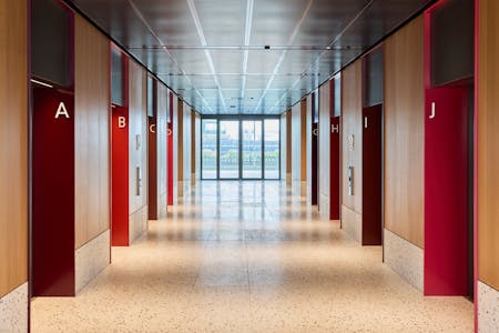 1 Broadgate, London, Office Lease Assignment - 20250803_Broadgate_OneBroadgate_Reception_00248 4.jpg