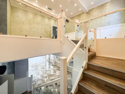 The Griffin Arcade, Unit 4, London, Retail To Let - unit 4.jpg