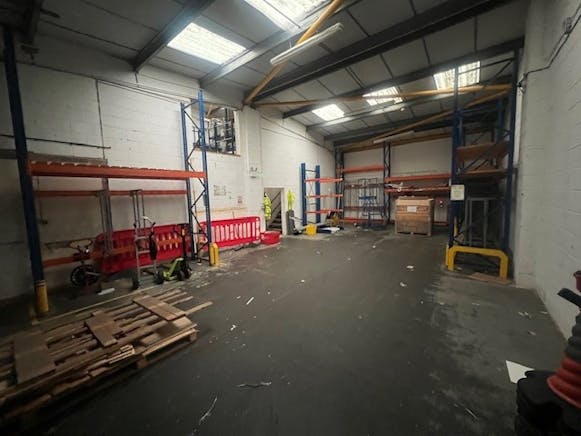 Unit 6, Bromley, Industrial Lease Assignment - 13.jpg