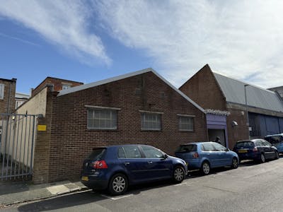 36-40 Middle Street, Southsea, Industrial / Leisure / Office / Other To Let - IMG_0563.jpg