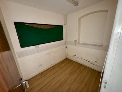 12 Duke Street, Telford, Retail / High Street Retail To Let - IMG_7144.JPEG