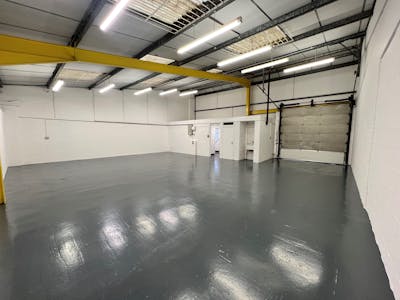 Unit 315, Springvale Industrial Estate, Cwmbran, Industrial To Let - 315 Springvale int picjpg1.jpg