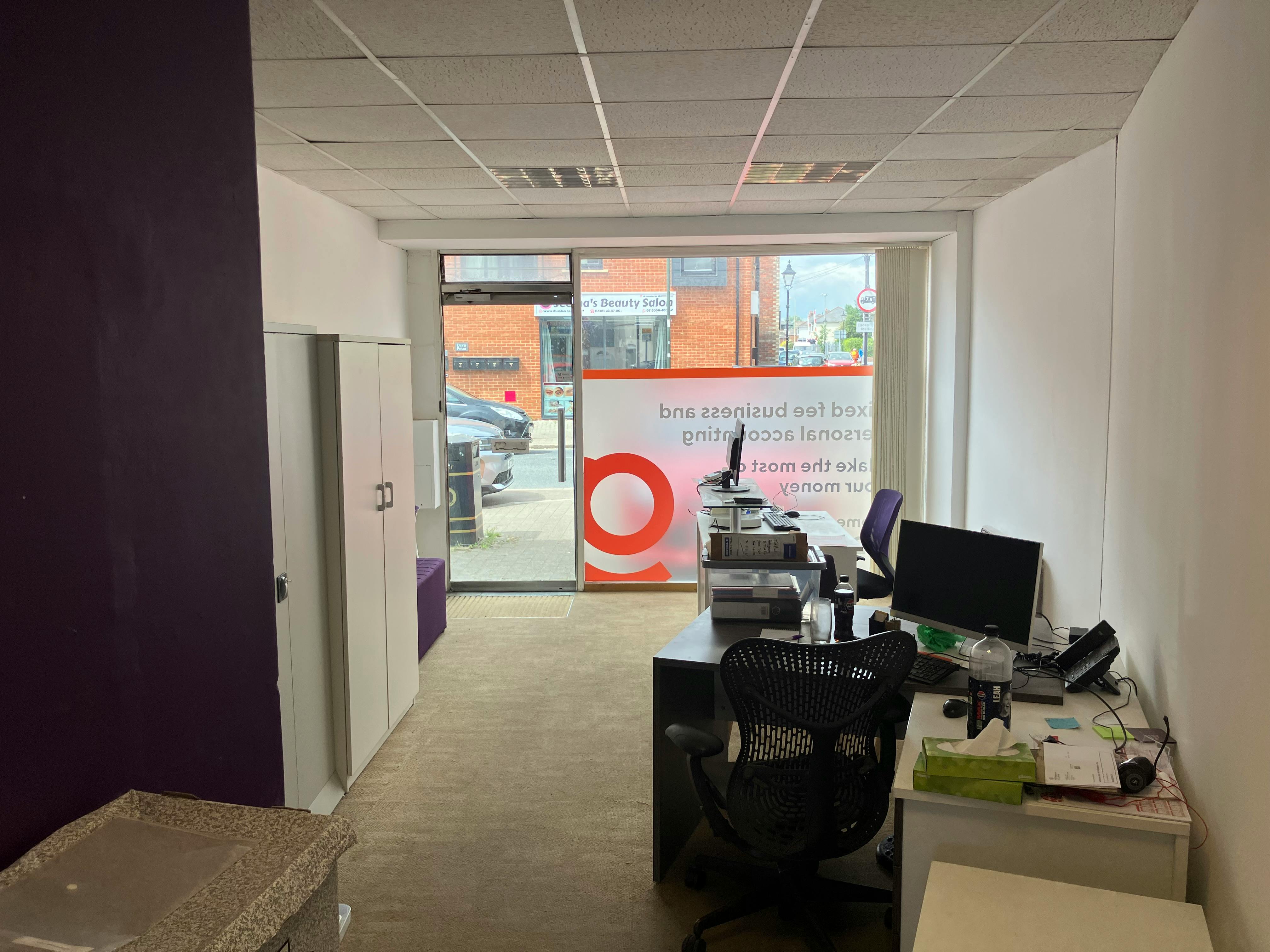 Office in Southampton - photo 2