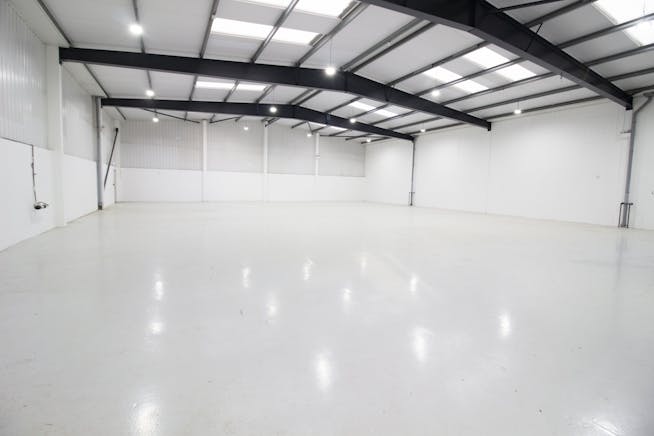 Unit 1 Mitre Bridge Industrial Estate, White City, Trade Counter / Showroom / Industrial / Warehouse To Let - 3 Edit.jpg