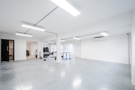 9-13 Osborn Street, London, Healthcare / Leisure / Office / Retail To Let - Osborn St 9  Low Res 14.jpg