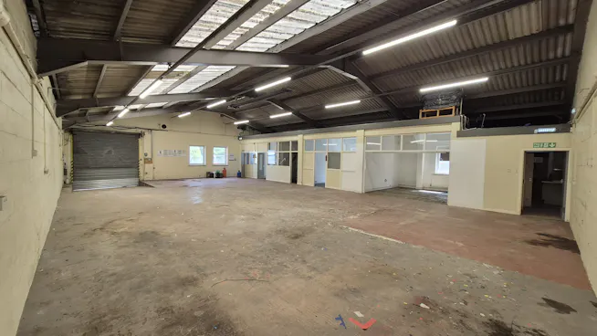 Darrows Estate, John Brannan Way, Bellshill, Industrial To Let - 20260709_152553.jpg