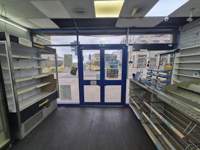 6 Commercial Union House, Bolton, Retail To Let - 20251210_123153.jpg