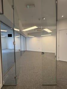 106 Weston Street, London, Office To Let - IMG_5210.JPG