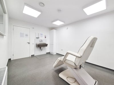 1827 Maryhill Road, Glasgow, Retail For Sale - room1_1.jpg