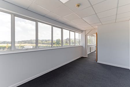 DB Marine Building, Ferry Lane, Cookham on Thames, Office To Let - 95149_D B Marine Cookham Bridge 25.jpg