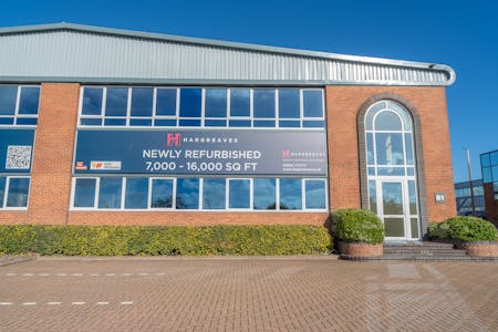 Unit B1 Dolphin Way, Shoreham-By-Sea, Industrial / Warehouse To Let - 3B12 External 2.jpg