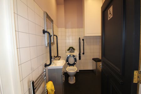 32 Linthorpe Road, Middlesbrough, Leisure / Residential / Retail To Let - IMG_6131.JPG