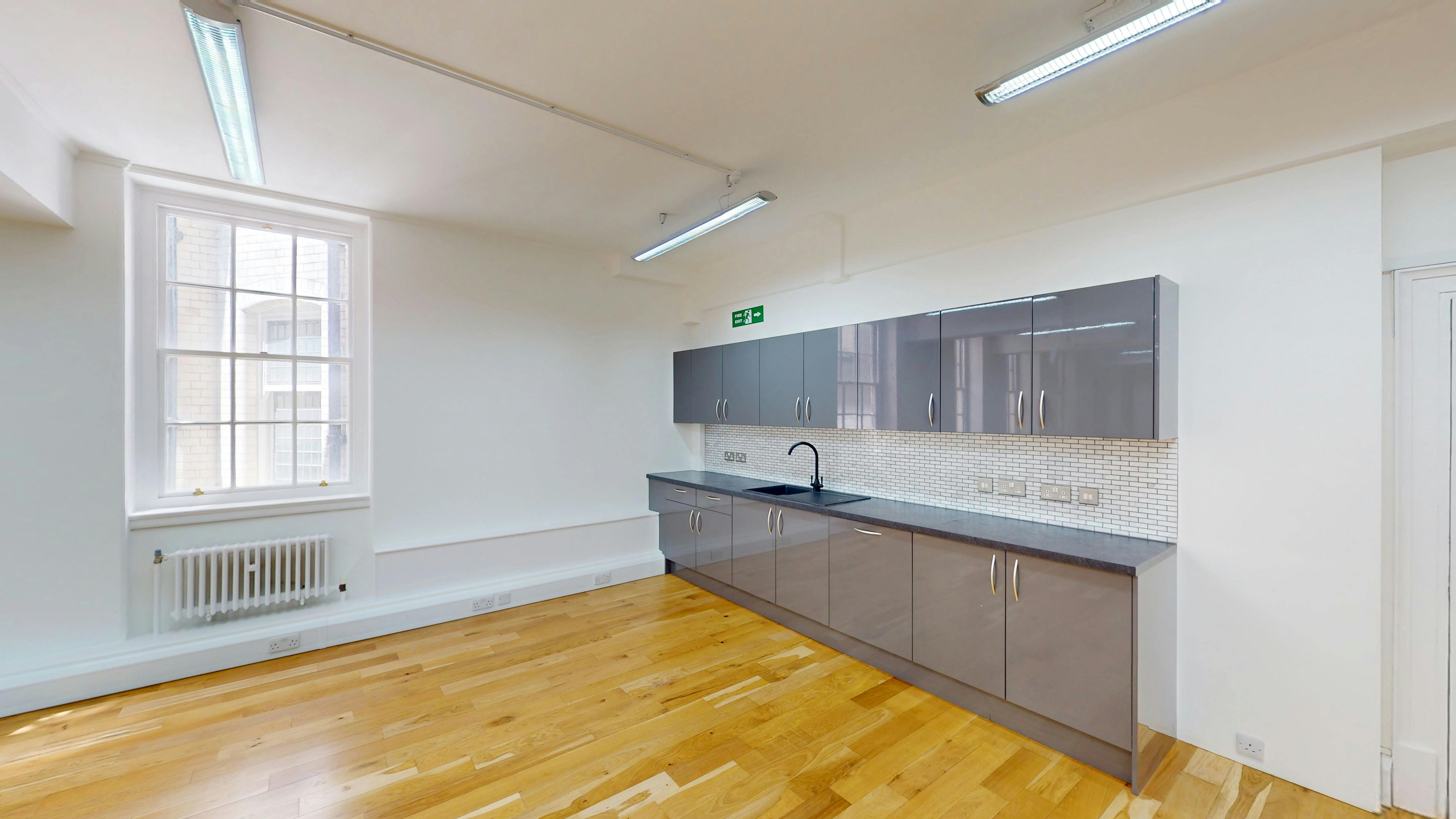 1-3 Staple Inn, London, Offices To Let - 13 Staple Inn_1st Floor_photo 9.jpg