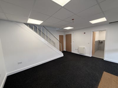 Unit 48 Enfield Industrial Estate, Redditch, Office To Let - IMG_3372.JPG